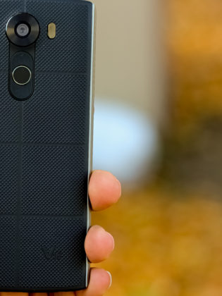 LG V10