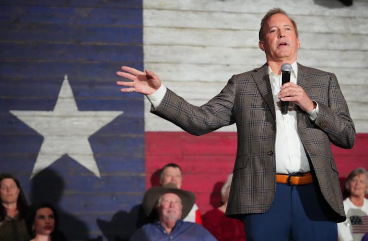 Wi-Fi router close-up representing TP-Link security and policy concerns